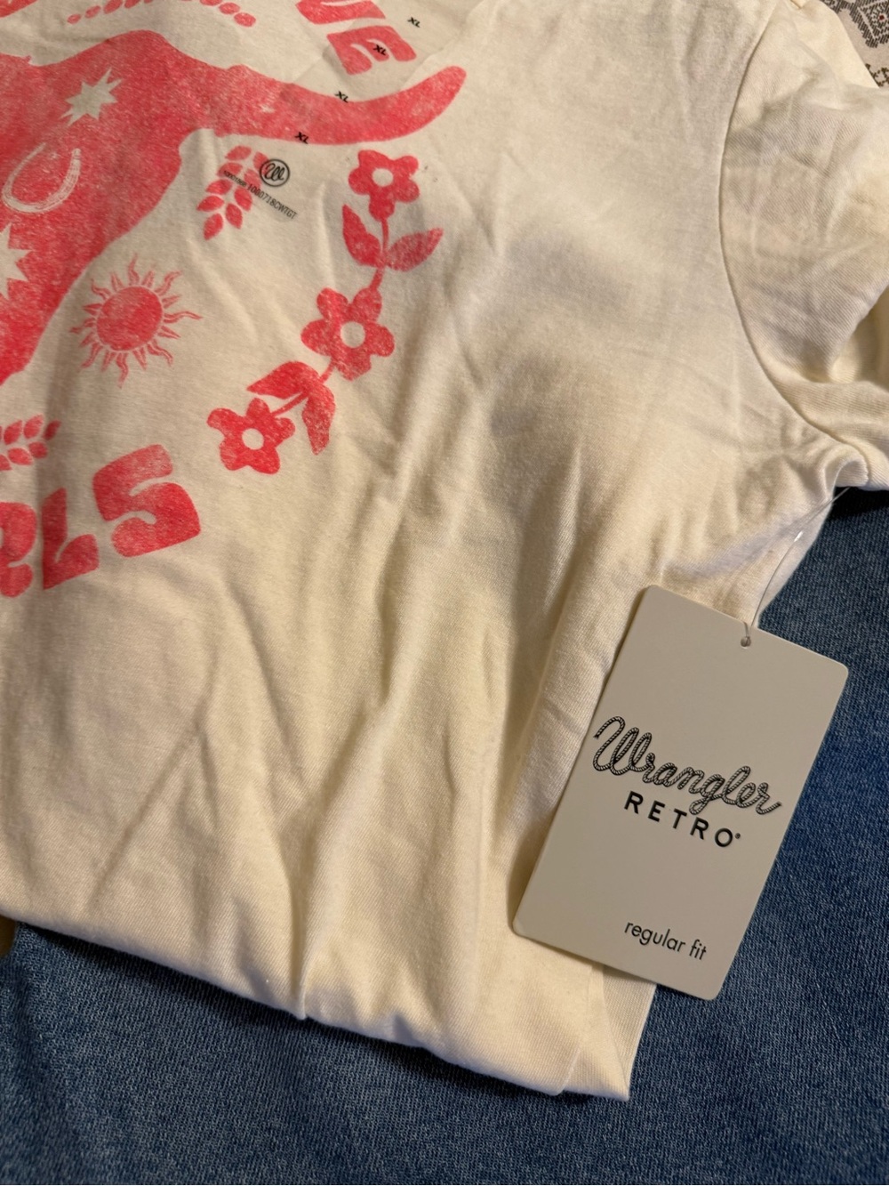 Wrangler Cream Tee with Bright Pink Cowgirl Graphic - Picture 5 of 5